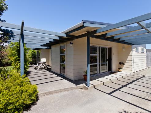 26 Mahana Road, Paraparaumu Beach