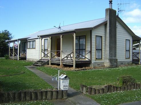 38 Duckworth Crescent, Greenmeadows