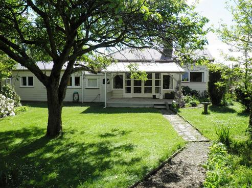 600 Kauru Hill Road, Five Forks and Surrounds