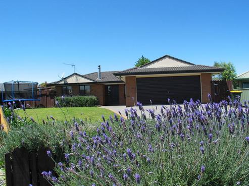 12 Dawn Place, Waiuku