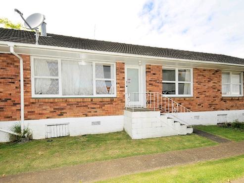 2/1 Thornton Road, Milford