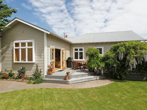 7 Sherwood Street, Woburn