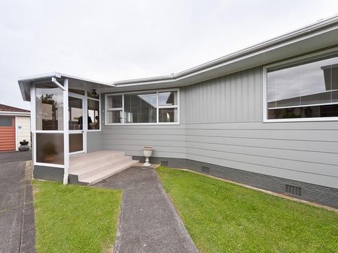 76 Devon Road, Springvale