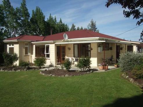 11 Thompson Road, Greenfield