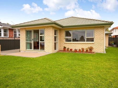 12 Walker Road, Point Chevalier