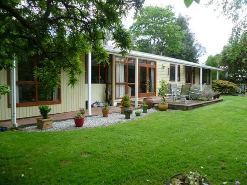 10 Chartwell Crescent, Chartwell