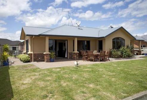 43 Oaklands Drive, Cambridge