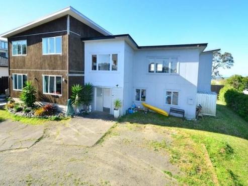 36 Langton Road, Stanmore Bay