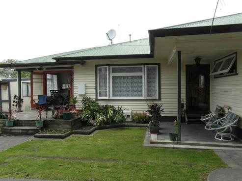 612 Queen Street West, Saint Leonards