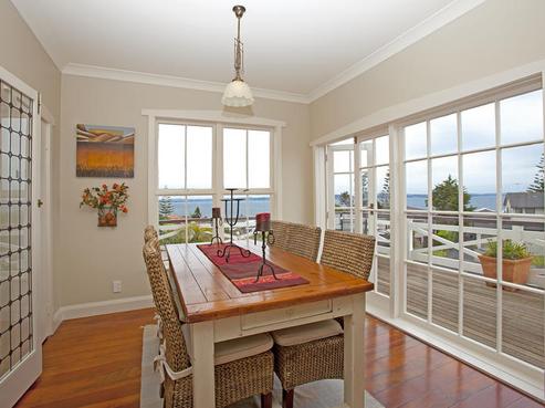 63 Pacific Parade, Army Bay