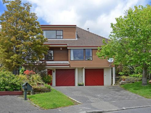 7 Roman Close, Silverstream