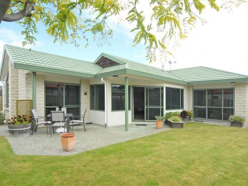 12 Beaufort Place, Taradale