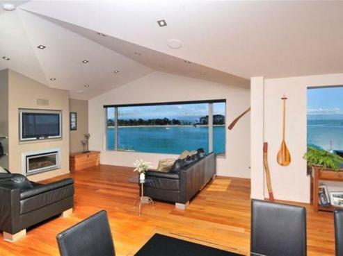 3 Victoria Road, Stepneyville