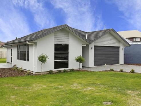 3 Thornycroft Avenue, Epuni