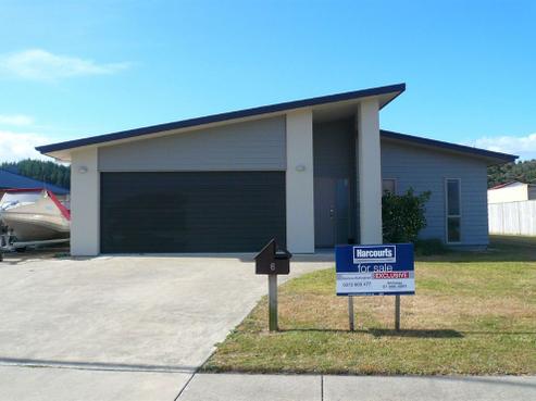 6 Captain Wood Avenue, Whitianga
