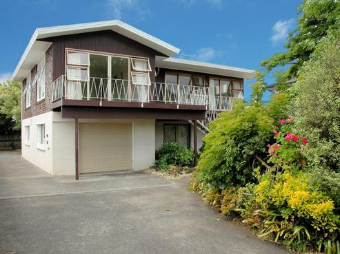 12 Eastern Beach Road, Eastern Beach