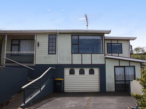 138 Gladstone Road, Dalmore