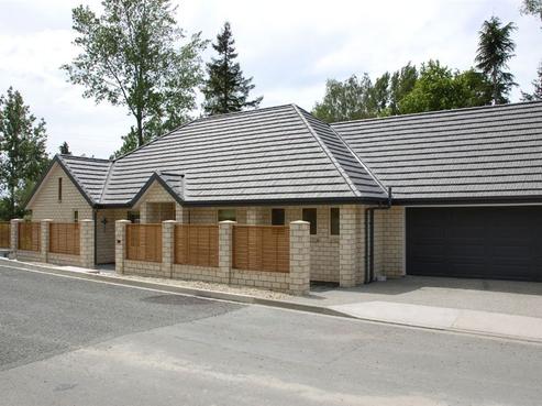 5 Woodford Lane, Stoke