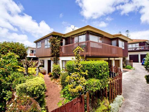 2/14 Prospect Terrace, Milford