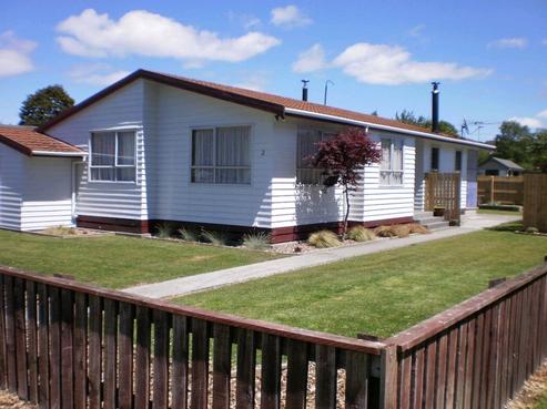 2 Mace Street, Reefton