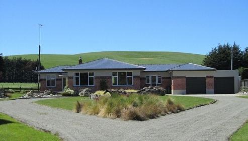 190 Devereux Road, Winton