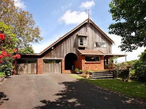 12 Torbay Street, Brooklands