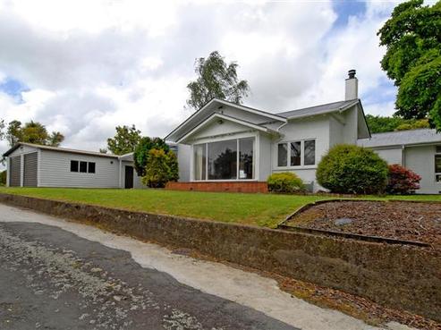 60 Memorial Drive, Hamilton East