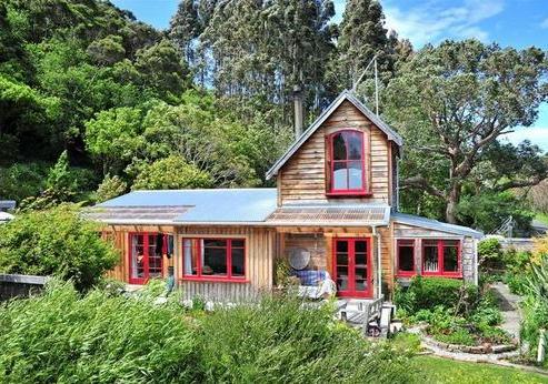 9 Bacon Street, Broad Bay