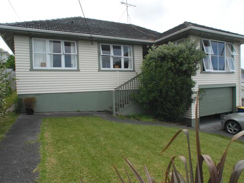 6 Woodall Place, Totara Vale