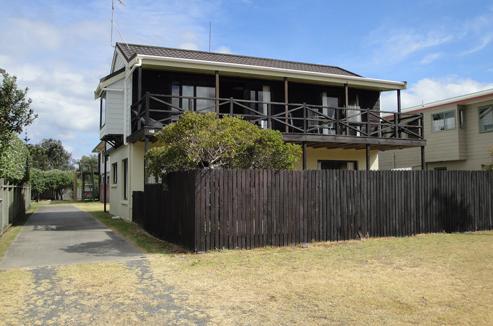 805A Ocean Road, Whangamata