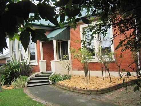 7 Ranfurly Street, West End