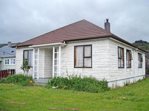 27 Reynolds Street, Taita