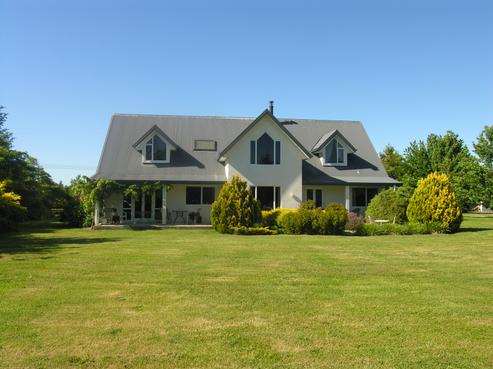 2 Melton Park Lane, West Melton