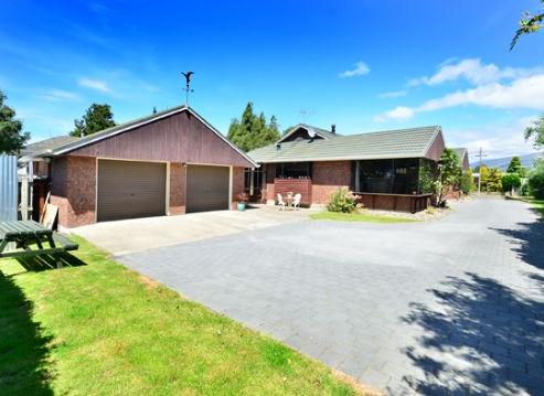 18 Bidston Street, Outram
