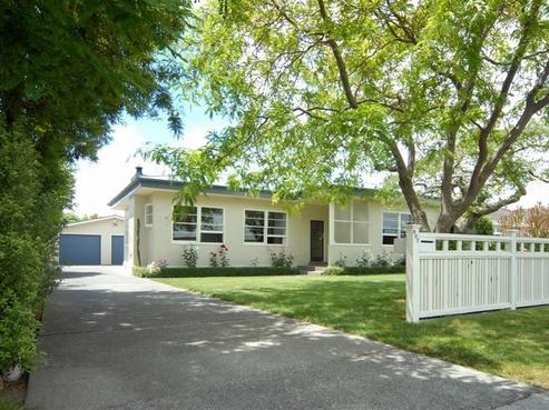 907 Miro Street, Mahora