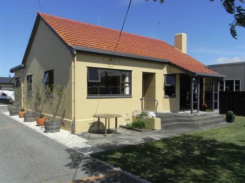 12 Waterhouse Street, Taradale