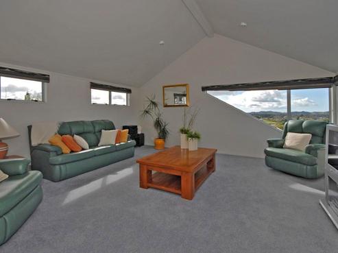 203 Fairway Drive, Kamo