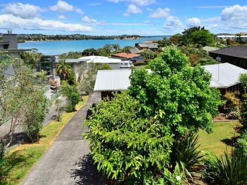 44 Tindalls Bay Road, Tindalls Beach