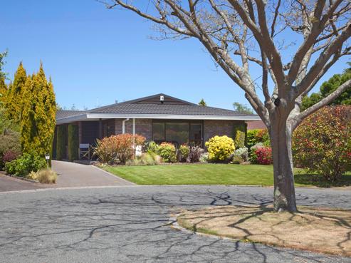2/6 Kathleen Place, Rainbow Point