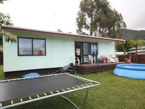 20A Grayson Avenue, Mangakakahi