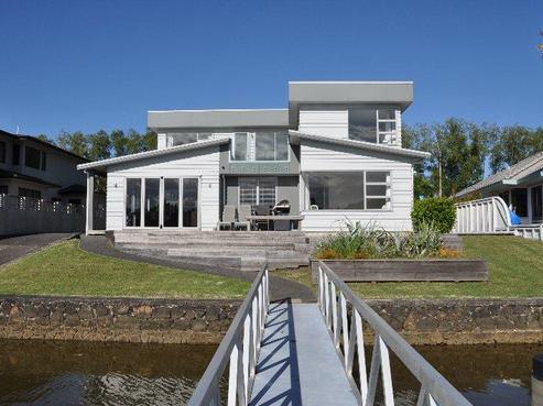 515 Waterways Parade, Pauanui