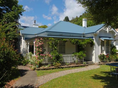 58 Seymour Avenue, The Brook