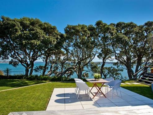 15 Second Avenue, Stanley Point