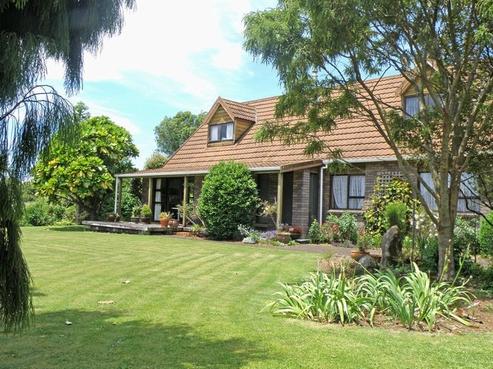 242 Smart Road, Hillsborough