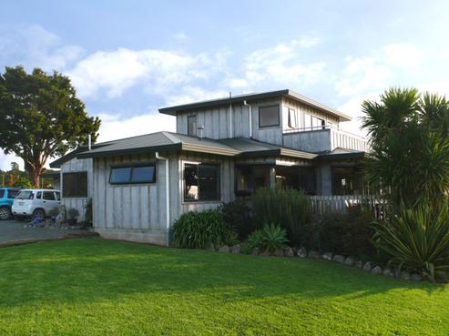 148 Gray Road, Kamo