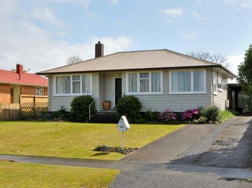 35 Sefton Crescent, Chartwell