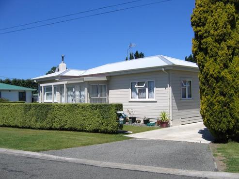 82 Ferry Road, Clive