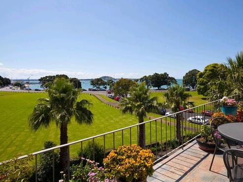 2/1 Watene Crescent, Orakei
