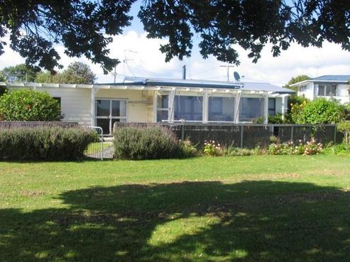 2 Albany Road, One Tree Point