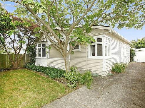 7 Ava Street, Petone